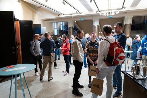 Foyer crowd